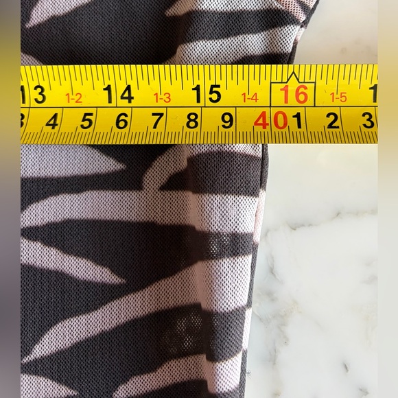 EUC GANNI Tilden Mesh Turtleneck Top Rare Zebra Print EU40 (US8/10) Brown/Cream - Picture 10 of 14